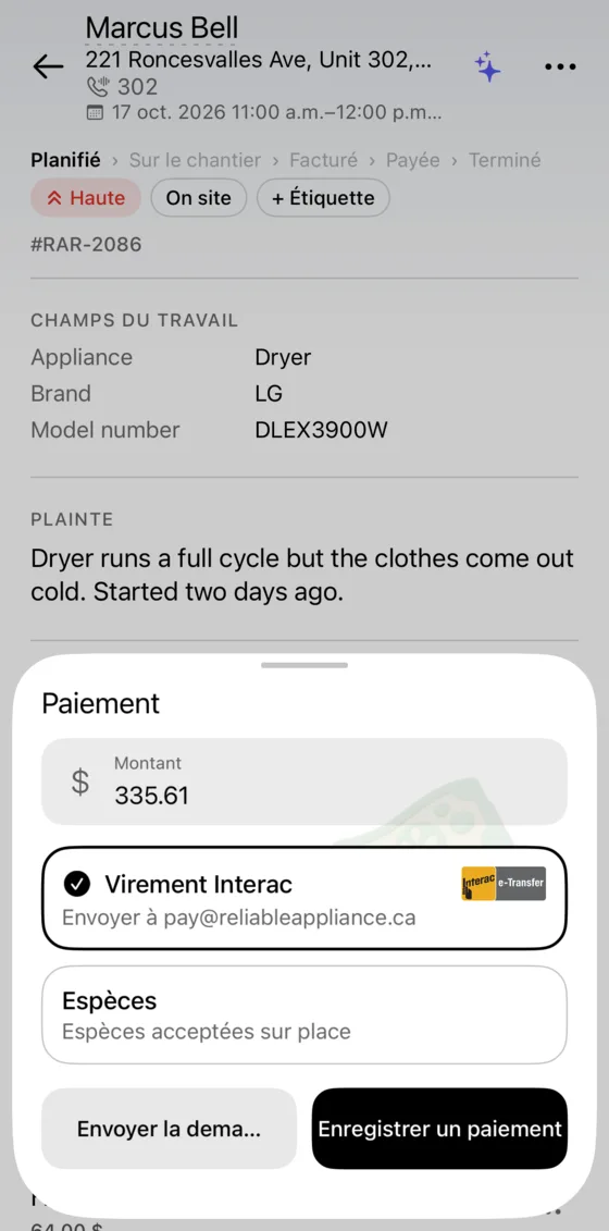 Feuille d’encaissement avec le montant et le virement Interac