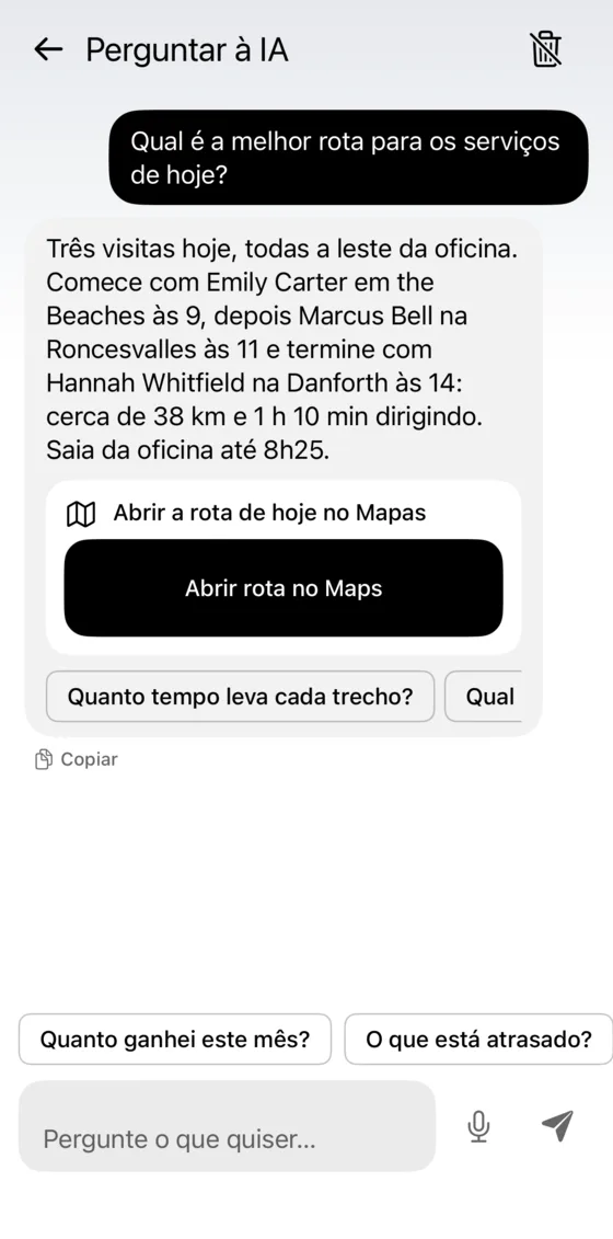 Ask AI planejando a melhor rota para as três visitas de hoje, com Abrir rota no Mapas